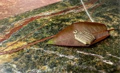 Vintage Art Deco Floral Charm