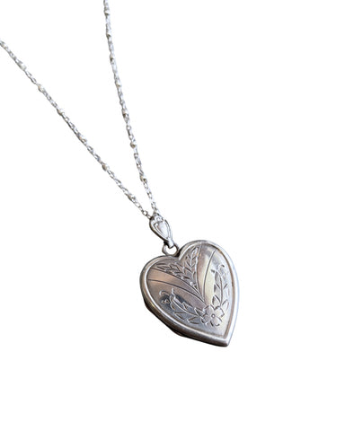 Vintage Silver Locket necklace