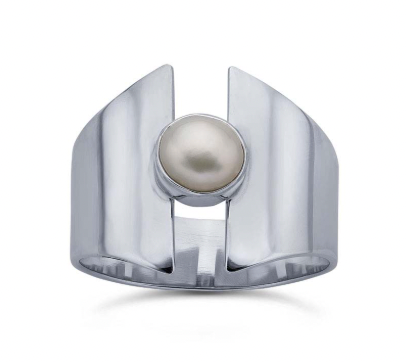Shielded Pearl Ring