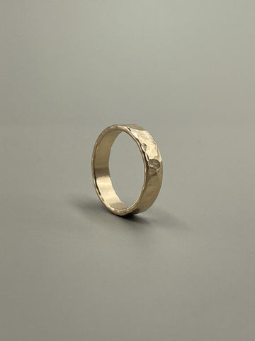 River ring in hammered gold-filled